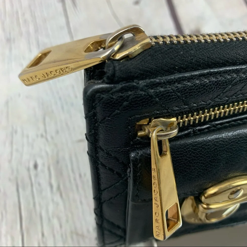 Marc Jacobs questions leave